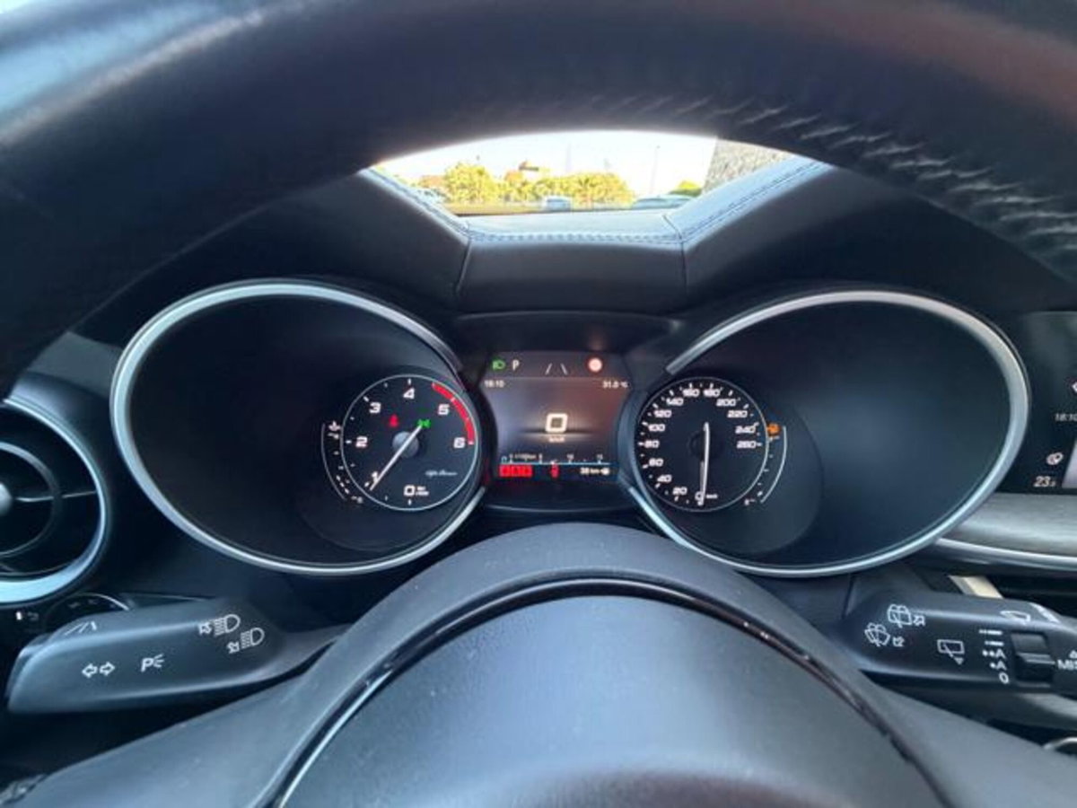 Alfa Romeo Stelvio Stelvio 2.2 Turbodiesel 210 CV AT8 Q4 6C Villa D'este (15)
